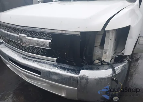 2013 Chevrolet Silverado 1500 Lt z USA, uszkodzony, nr VIN 1GCNCSEA0DZ380064